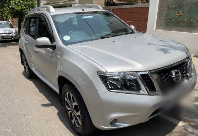 https://images10.gaadi.com/usedcar_image/4532552/original/3b91eaa3-d1b9-4e44-ab1b-73df853615c2.?imwidth=6400