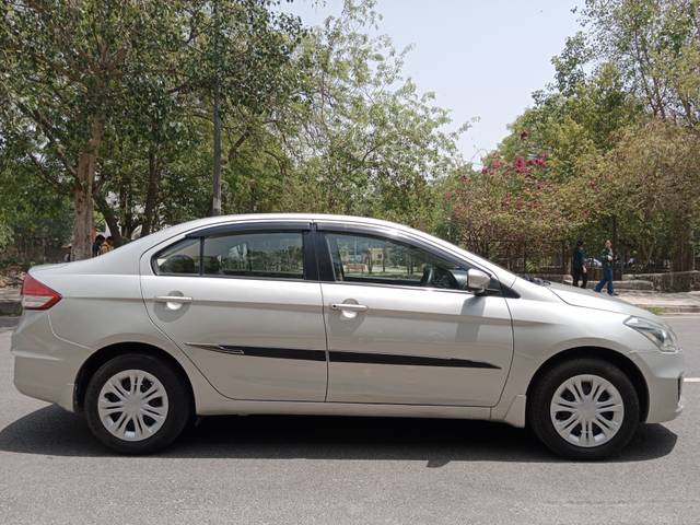 https://images10.gaadi.com/usedcar_image/4532555/original/aceca1b9e3b5047b12ec5479d2f2e8ed.jpg?imwidth=6401