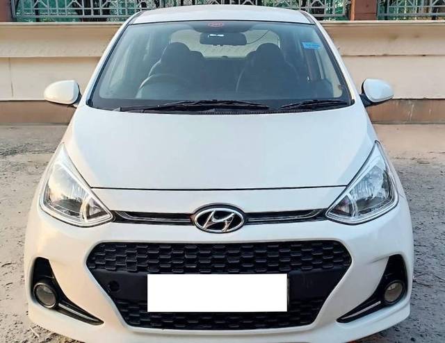 https://images10.gaadi.com/usedcar_image/4532591/original/processed_bc26310172f4bca9b3aead6b2004325a.jpg?imwidth=6400