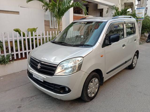 https://images10.gaadi.com/usedcar_image/4532598/original/processed_48cf343242f6a40fadb1969964f72eaa.jpg?imwidth=6400