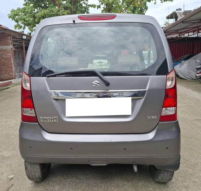 https://images10.gaadi.com/usedcar_image/4532601/original/processed_edd0600ca81f72efef21ef55e5755aca.jpg?imwidth=6402