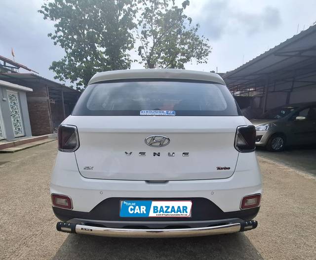 https://images10.gaadi.com/usedcar_image/4532613/original/14995fcd52d517045a9751013ec0018d.jpg?imwidth=6401