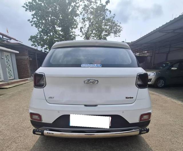 https://images10.gaadi.com/usedcar_image/4532613/original/processed_14995fcd52d517045a9751013ec0018d.jpg?imwidth=6401