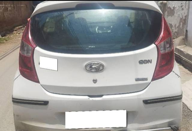 https://images10.gaadi.com/usedcar_image/4532617/original/processed_8423ff99-6ab6-41d8-a3f1-aa420f7f1bb9.jpg?imwidth=6400