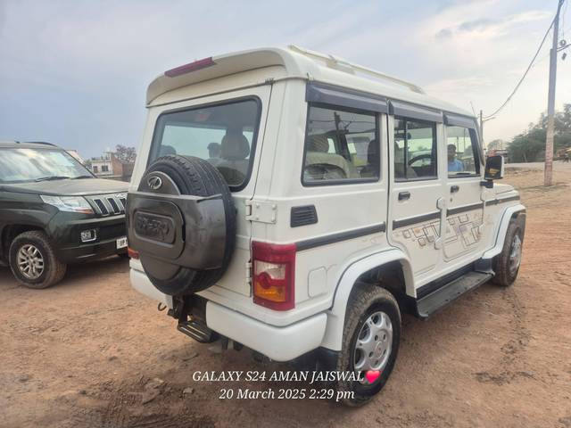 https://images10.gaadi.com/usedcar_image/4532635/original/processed_efc8f31d-5c68-4b2c-82ac-8a0b8ccdcfba.jpg?imwidth=6402