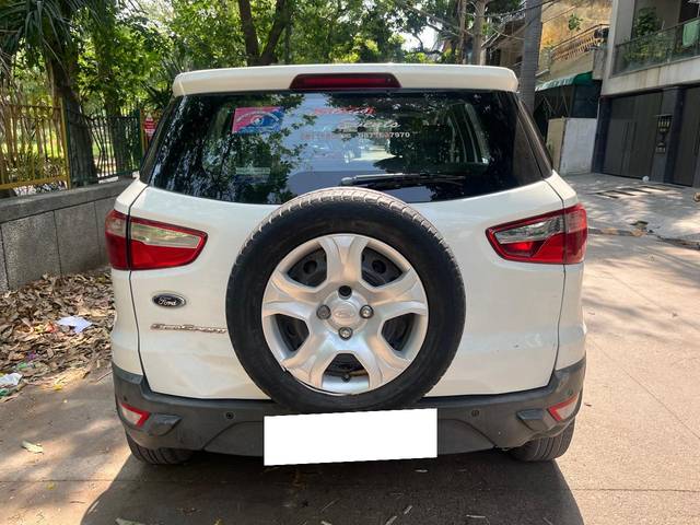 https://images10.gaadi.com/usedcar_image/4532639/original/processed_b3a0f2c48713fbfc1378b6b0f06c8a5c.jpg?imwidth=6401