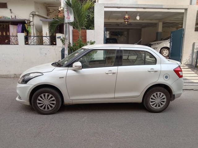 https://images10.gaadi.com/usedcar_image/4532643/original/processed_9bcefde1f0bb8312b083685f435b7ed2.jpg?imwidth=6402