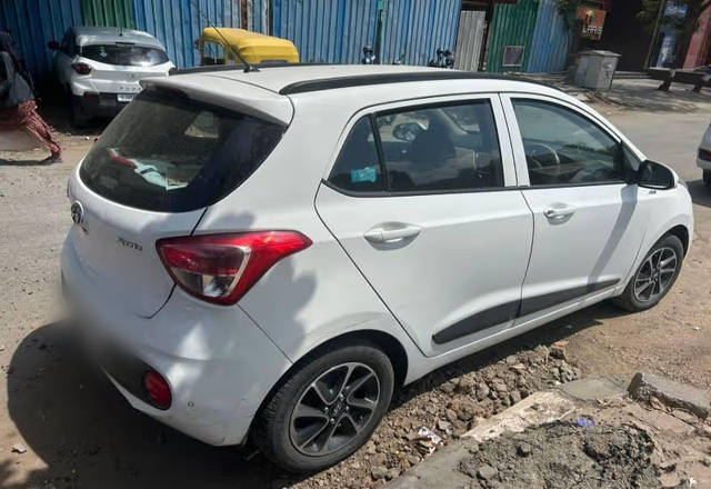 https://images10.gaadi.com/usedcar_image/4532654/original/3e4e5c39-1994-4cea-b324-defba0ae3948.?imwidth=6401