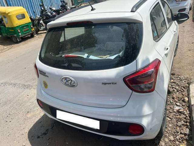 https://images10.gaadi.com/usedcar_image/4532654/original/processed_08e3229c-20fe-408d-980b-25c8cc06b9c2.jpg?imwidth=6402