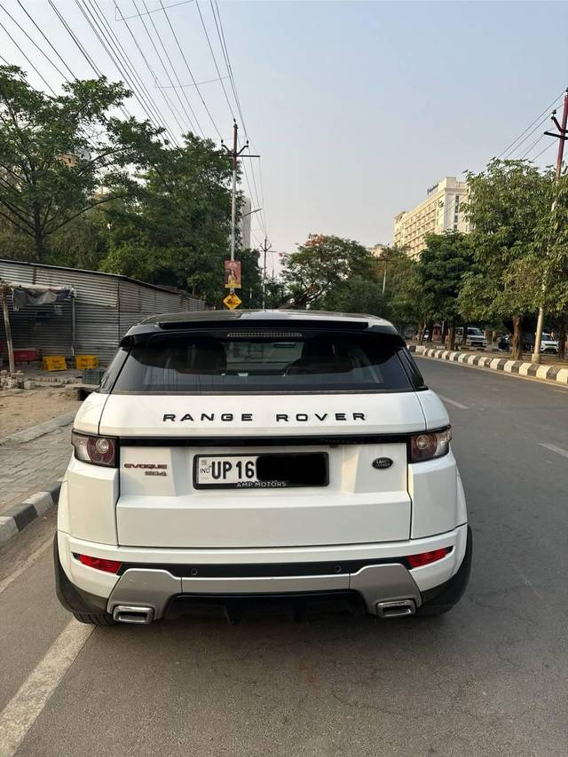 https://images10.gaadi.com/usedcar_image/4532661/original/processed_3d4fd8cd5dd81450193d0c6e41974c05.jpg?imwidth=6402