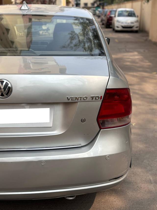 https://images10.gaadi.com/usedcar_image/4532673/original/processed_92319db3-8a25-45fe-870e-420585088163.jpg?imwidth=6401