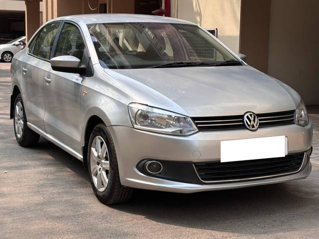 https://images10.gaadi.com/usedcar_image/4532673/original/processed_cf8ad9b3-4d9b-4e19-b01f-0149c79b7bff.jpg?imwidth=6400