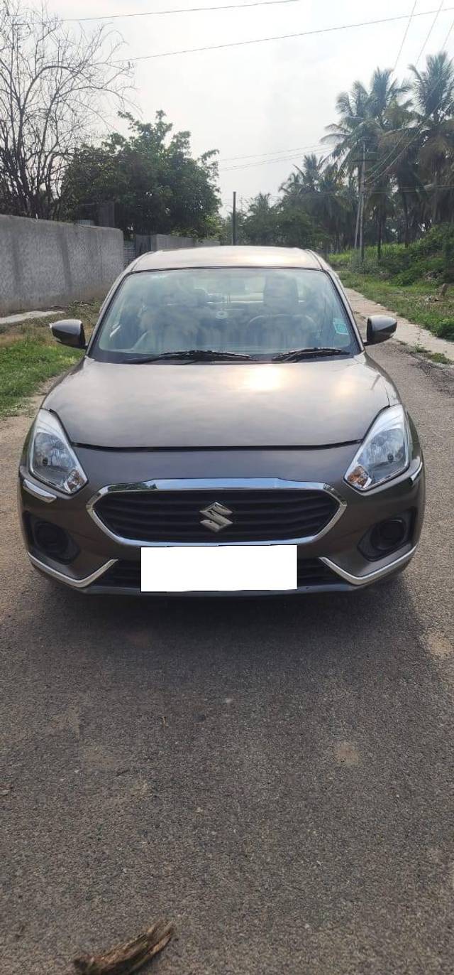 https://images10.gaadi.com/usedcar_image/4532674/original/processed_39ce9f4b31ac75b6c006cac5556bb082.jpeg?imwidth=6400