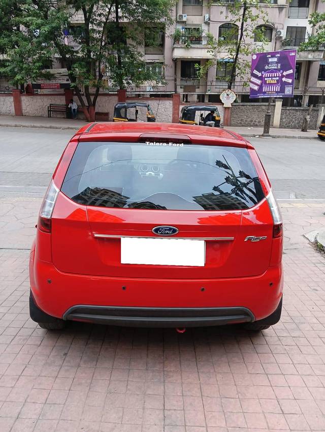 https://images10.gaadi.com/usedcar_image/4532685/original/processed_fa84cd35fa1d902d69ec56453d6c0e75.jpg?imwidth=6402