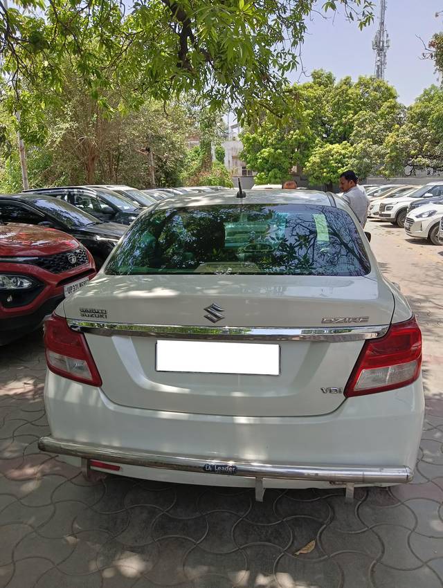 https://images10.gaadi.com/usedcar_image/4532686/original/processed_66fa20ff8d95420e1389f0b2ccd9f880.jpg?imwidth=6402