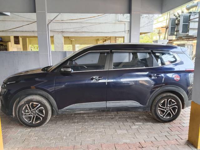 https://images10.gaadi.com/usedcar_image/4532736/original/processed_84a9808d2ce0516f3e9ccada2418ea06.jpg?imwidth=6402