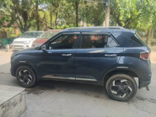 https://images10.gaadi.com/usedcar_image/4532771/original/8f8270539e488773810501656c233323.jpg?imwidth=6402