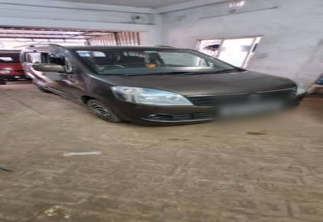https://images10.gaadi.com/usedcar_image/4532875/original/14b7468c-88e2-488a-bb33-73abfd0c1af8.?imwidth=6400