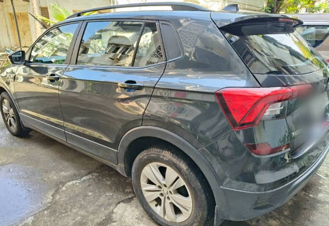 https://images10.gaadi.com/usedcar_image/4532887/original/72f3f3e5-c912-462d-9ffc-512a64cf9ba3.?imwidth=6402