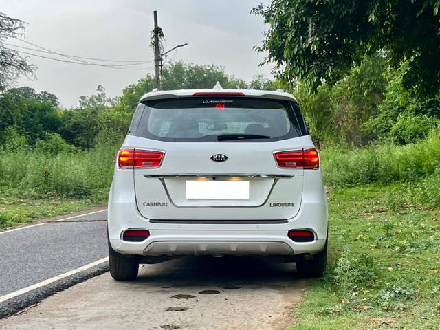 https://images10.gaadi.com/usedcar_image/4532901/original/processed_352b198ff3e688c4a20ba1cf227c144b.jpg?imwidth=6401