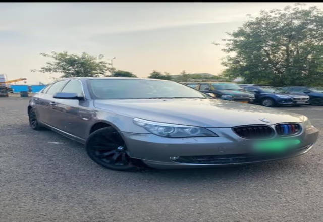 https://images10.gaadi.com/usedcar_image/4532923/original/83e1face-76c5-447e-a6ff-4ee673312f99.?imwidth=6400