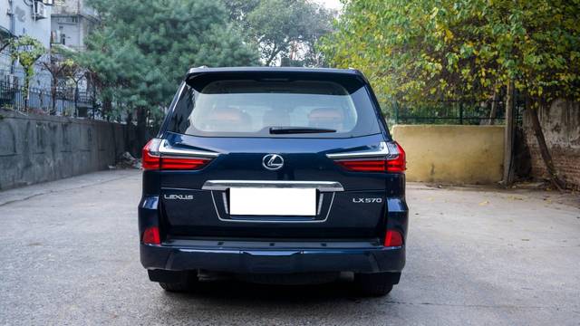 https://images10.gaadi.com/usedcar_image/4532930/original/processed_e99804dc8acc47b8ee2e1393382c930a.jpg?imwidth=6401