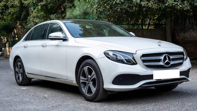 https://images10.gaadi.com/usedcar_image/4532934/original/processed_cea8f4f55eb1f12ff31f9eae4160c0e2.jpg?imwidth=6400