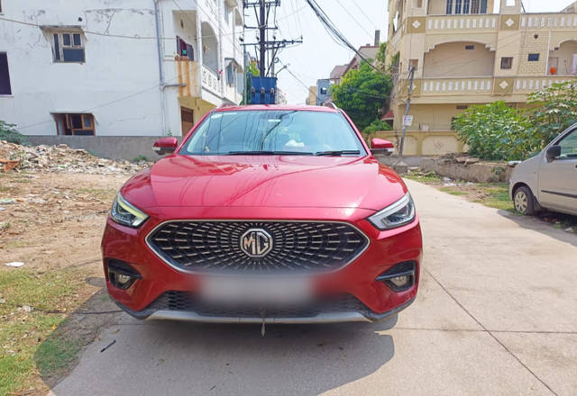 https://images10.gaadi.com/usedcar_image/4532947/original/0d0f82f0-378c-4de9-9233-a960855283ba.?imwidth=6402