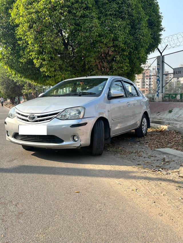 https://images10.gaadi.com/usedcar_image/4532988/original/processed_cdc16b82419b7f3461831f4ecc9d3ef7.jpg?imwidth=6400