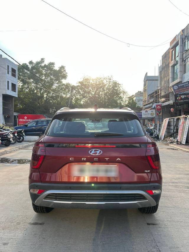 https://images10.gaadi.com/usedcar_image/4532991/original/processed_db31fcdbf0cca629e2c7fabd35d499f0.jpg?imwidth=6402