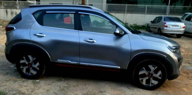 https://images10.gaadi.com/usedcar_image/4532992/original/24994d55728c9d309c0638983d668c38.jpg?imwidth=6401