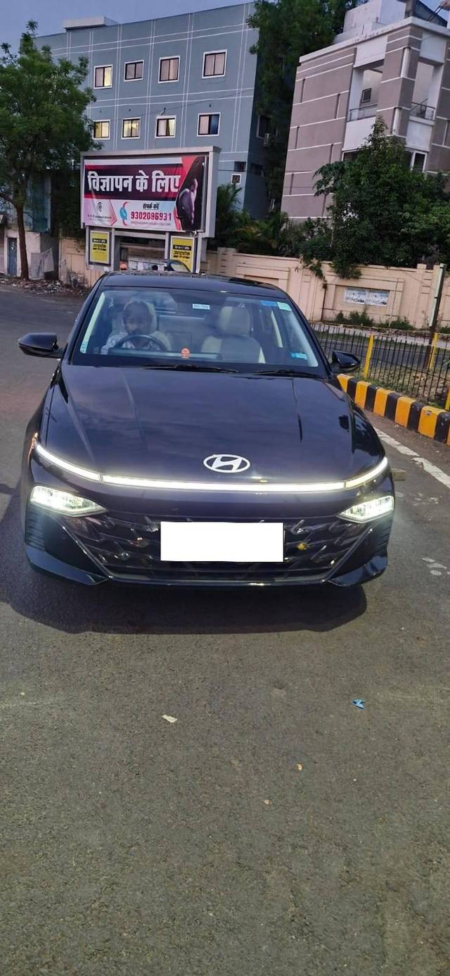 https://images10.gaadi.com/usedcar_image/4533013/original/processed_2c06c8b37d97a94a1a68e9fa560b76d8.jpg?imwidth=6401