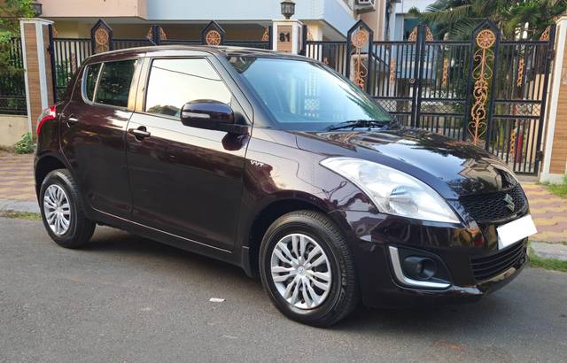 https://images10.gaadi.com/usedcar_image/4533014/original/processed_38618f6ee29752c2e85d252e30b1d767.jpg?imwidth=6400