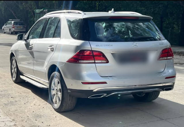 https://images10.gaadi.com/usedcar_image/4533019/original/4906c6c0-4cd2-4cb6-abb3-06abf7d6f817.?imwidth=6402