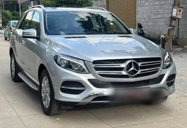 https://images10.gaadi.com/usedcar_image/4533019/original/d3823916-1848-4600-90f4-b37490b3f355.?imwidth=6400