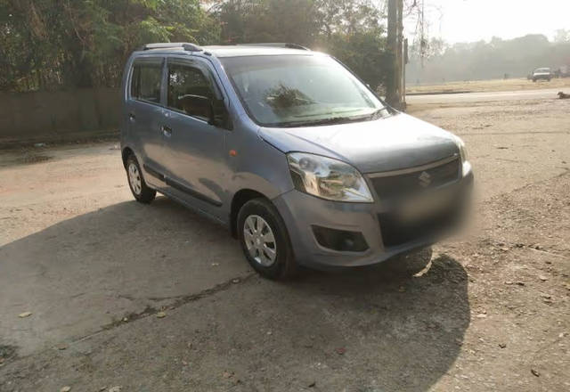 https://images10.gaadi.com/usedcar_image/4533020/original/67fa47a8-f780-480d-9ccf-9f60992eaf52.?imwidth=6400