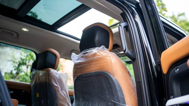 https://images10.gaadi.com/usedcar_image/4533026/original/4bd8525068ccde4b59966745c7bdeab2.jpeg?imwidth=6402