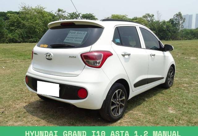 https://images10.gaadi.com/usedcar_image/4533027/original/processed_7104b031fd9c57b8fcfe5cbb75f83442.jpeg?imwidth=6401