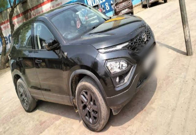 https://images10.gaadi.com/usedcar_image/4533039/original/743f8b36-ea89-4e55-a4d8-52bc42434c6b.?imwidth=6400