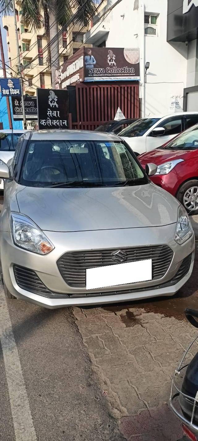 https://images10.gaadi.com/usedcar_image/4533041/original/processed_cdcc35ba704ec471563b76703e62c54d.jpg?imwidth=6400