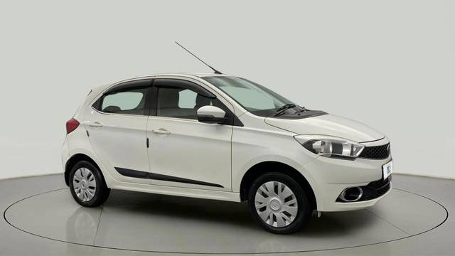 https://images10.gaadi.com/usedcar_image/4533058/original/04fb587282d0173f91de5d2c823434b7.jpg?imwidth=6400