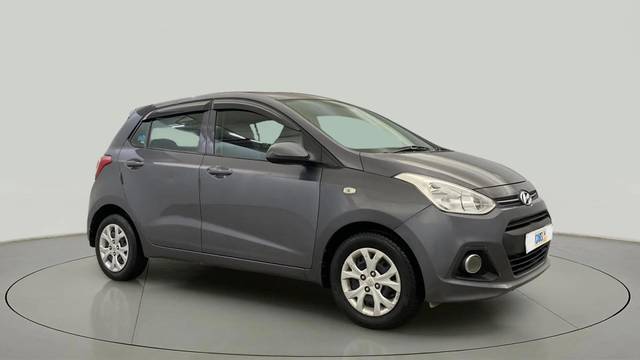 https://images10.gaadi.com/usedcar_image/4533062/original/e432fb25d8e1714f6fce445b90ec2d80.jpg?imwidth=6400
