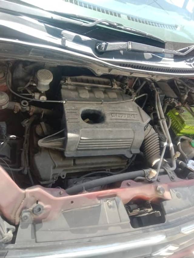 https://images10.gaadi.com/usedcar_image/4533086/original/1186b2cdc374a32202f7740b04f0fb9b.jpg?imwidth=6402