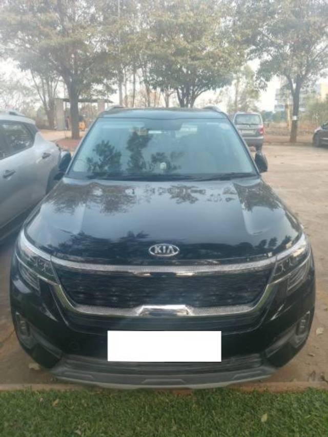 https://images10.gaadi.com/usedcar_image/4533112/original/processed_c5617e95-490a-4133-8e87-65f4621eca00.jpg?imwidth=6400