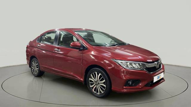 https://images10.gaadi.com/usedcar_image/4533148/original/8680d1c0fecf7a0833a7389d676cbe4f.jpg?imwidth=6400