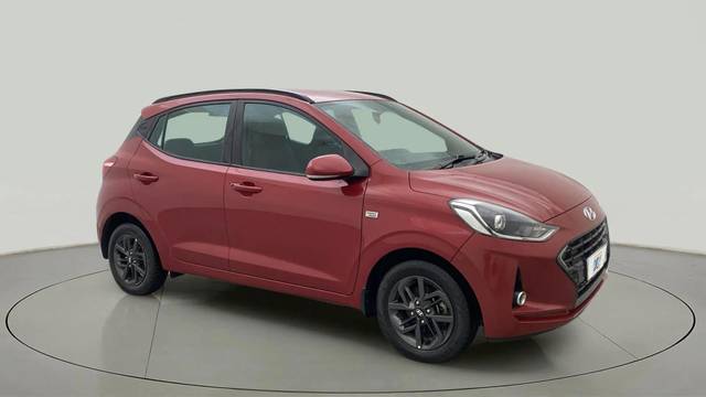 https://images10.gaadi.com/usedcar_image/4533172/original/e54d7dd0e0bcb9ff0d8d6f8e9a6d134d.jpg?imwidth=6400