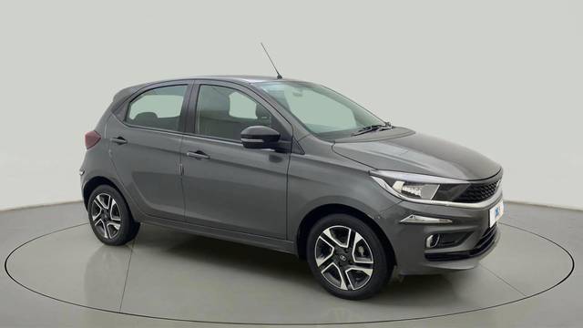 https://images10.gaadi.com/usedcar_image/4533174/original/3cb05ee74ec98f08286fd8205f652e7d.jpg?imwidth=6400