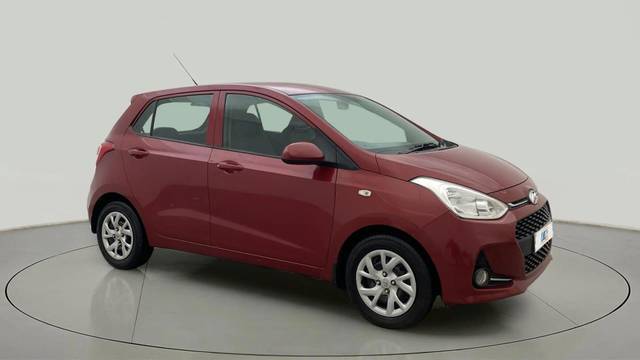https://images10.gaadi.com/usedcar_image/4533188/original/63d363d2ead037f10336fbf714ca0566.jpg?imwidth=6400