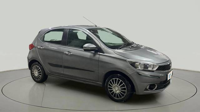 https://images10.gaadi.com/usedcar_image/4533210/original/9715ce37e082fdd0988f435857db74ce.jpg?imwidth=6400