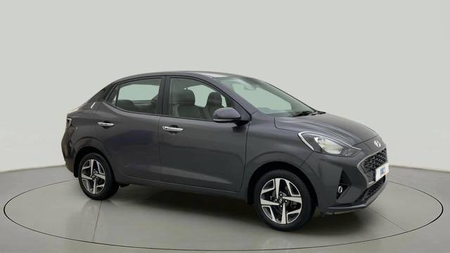 https://images10.gaadi.com/usedcar_image/4533273/original/fb67e74a0bfddc1b3d26b16accdad1fa.jpg?imwidth=6400